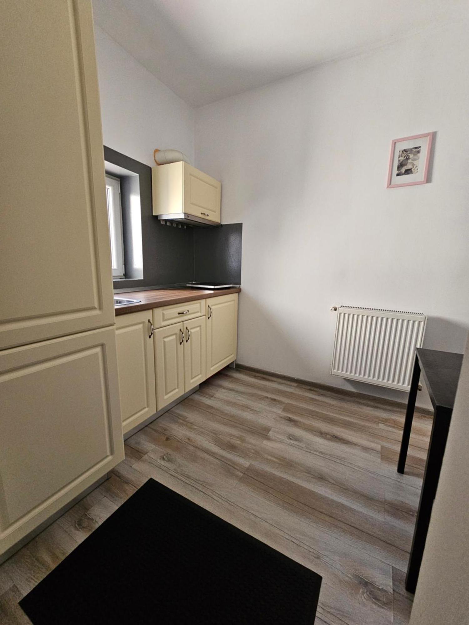 בוקרשט Color Apartments Old Town Center מראה חיצוני תמונה