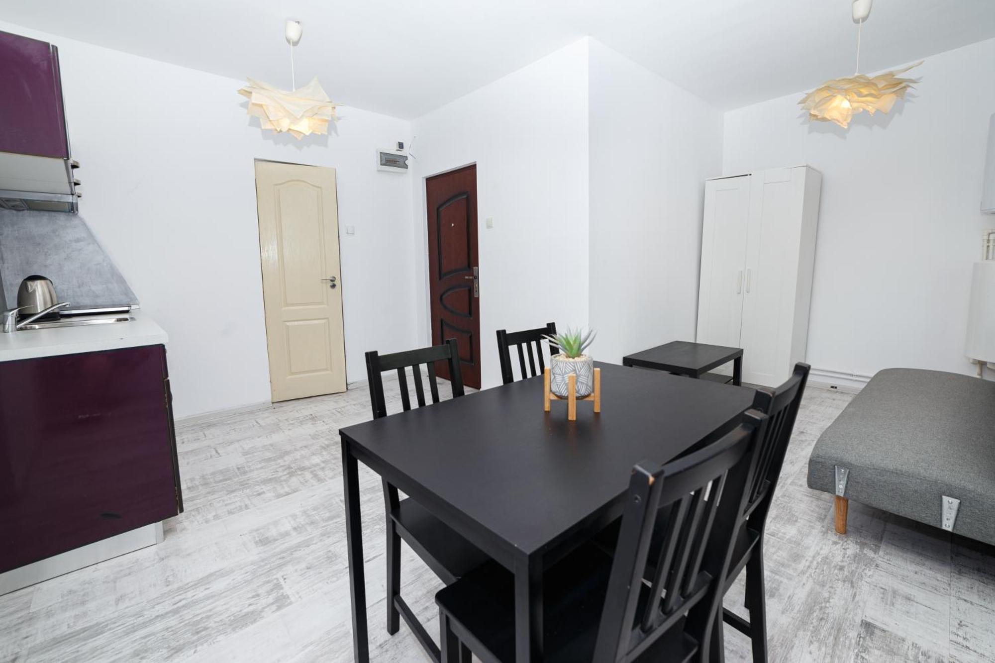 בוקרשט Color Apartments Old Town Center מראה חיצוני תמונה