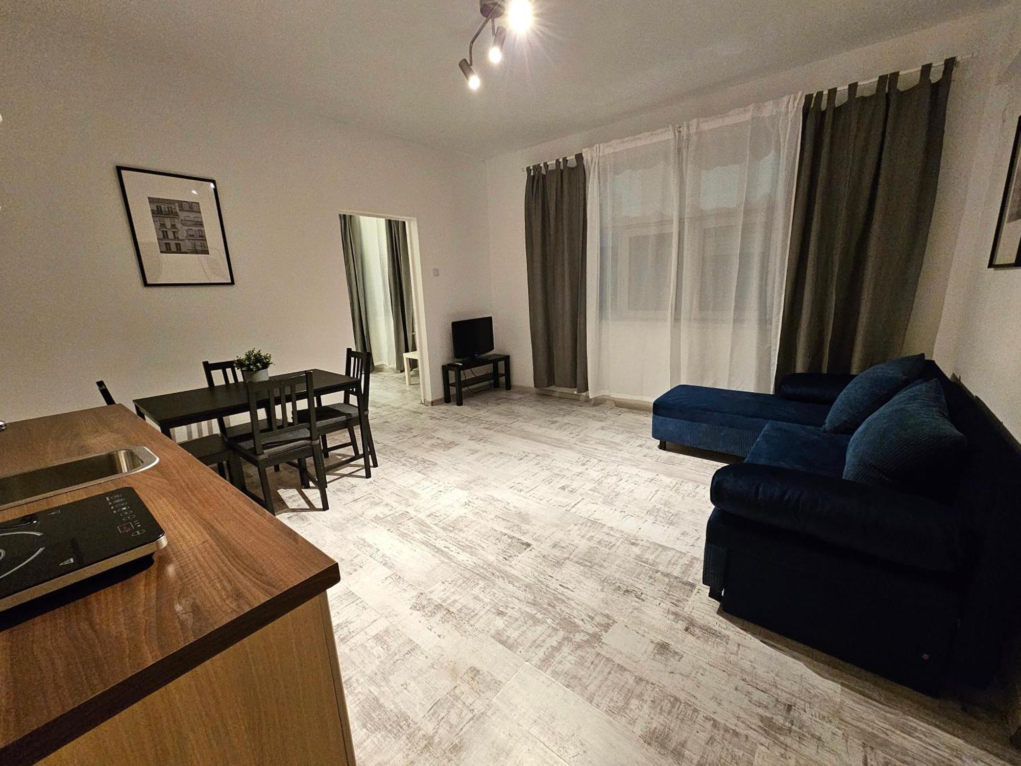 בוקרשט Color Apartments Old Town Center מראה חיצוני תמונה