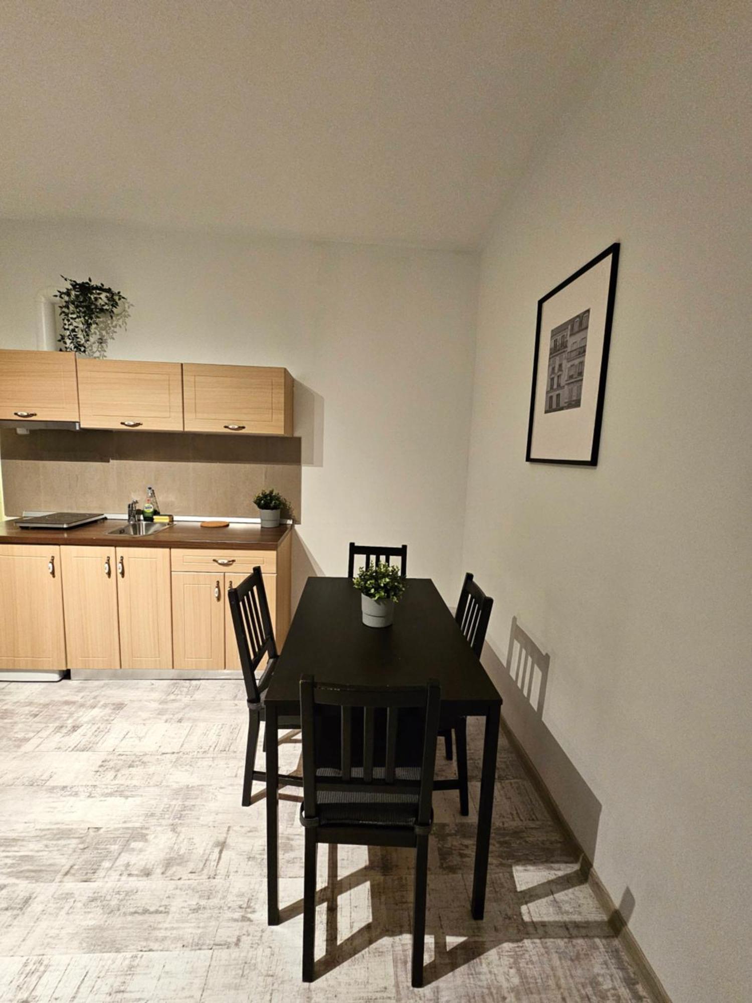 בוקרשט Color Apartments Old Town Center מראה חיצוני תמונה
