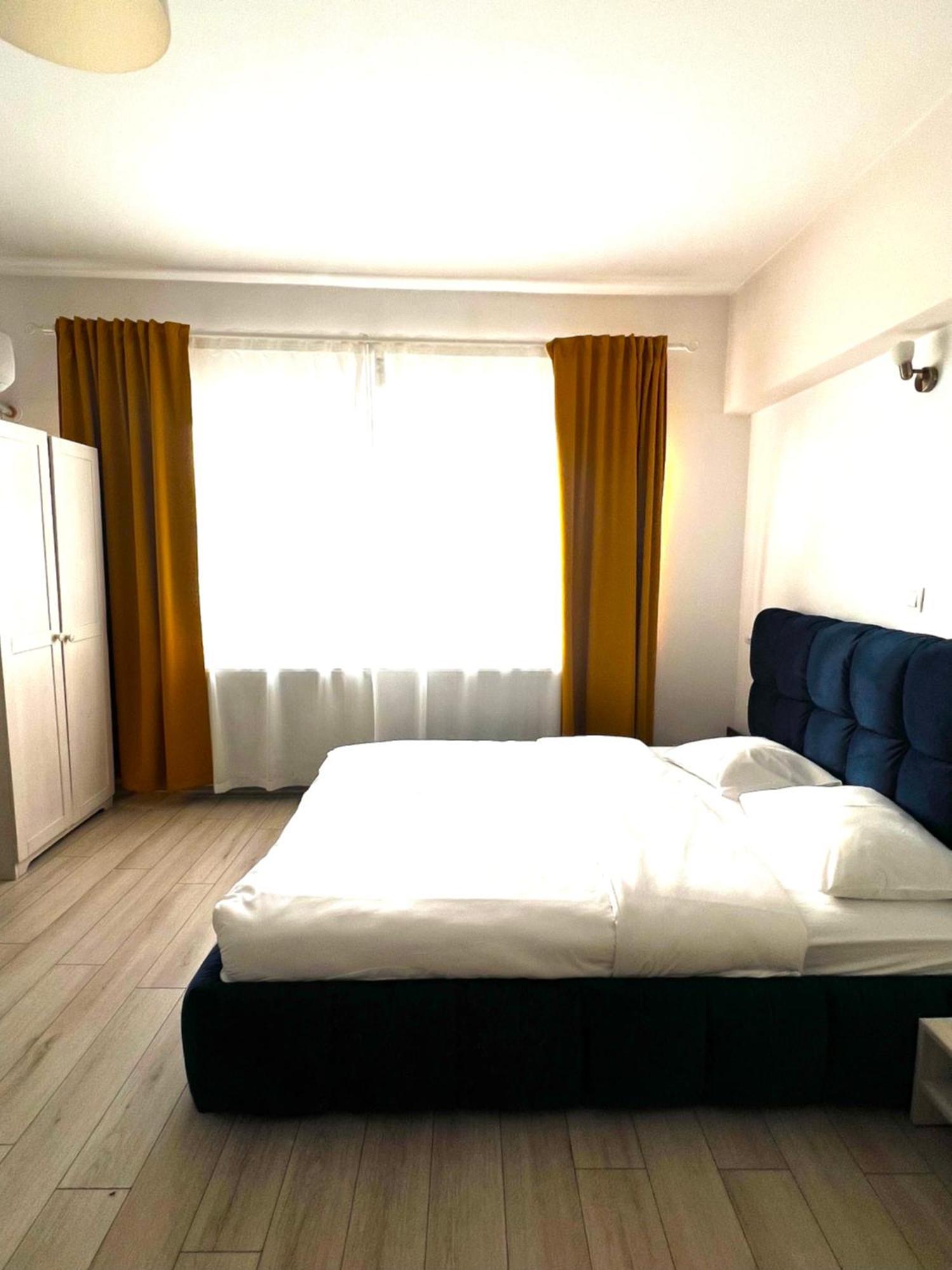 בוקרשט Color Apartments Old Town Center מראה חיצוני תמונה